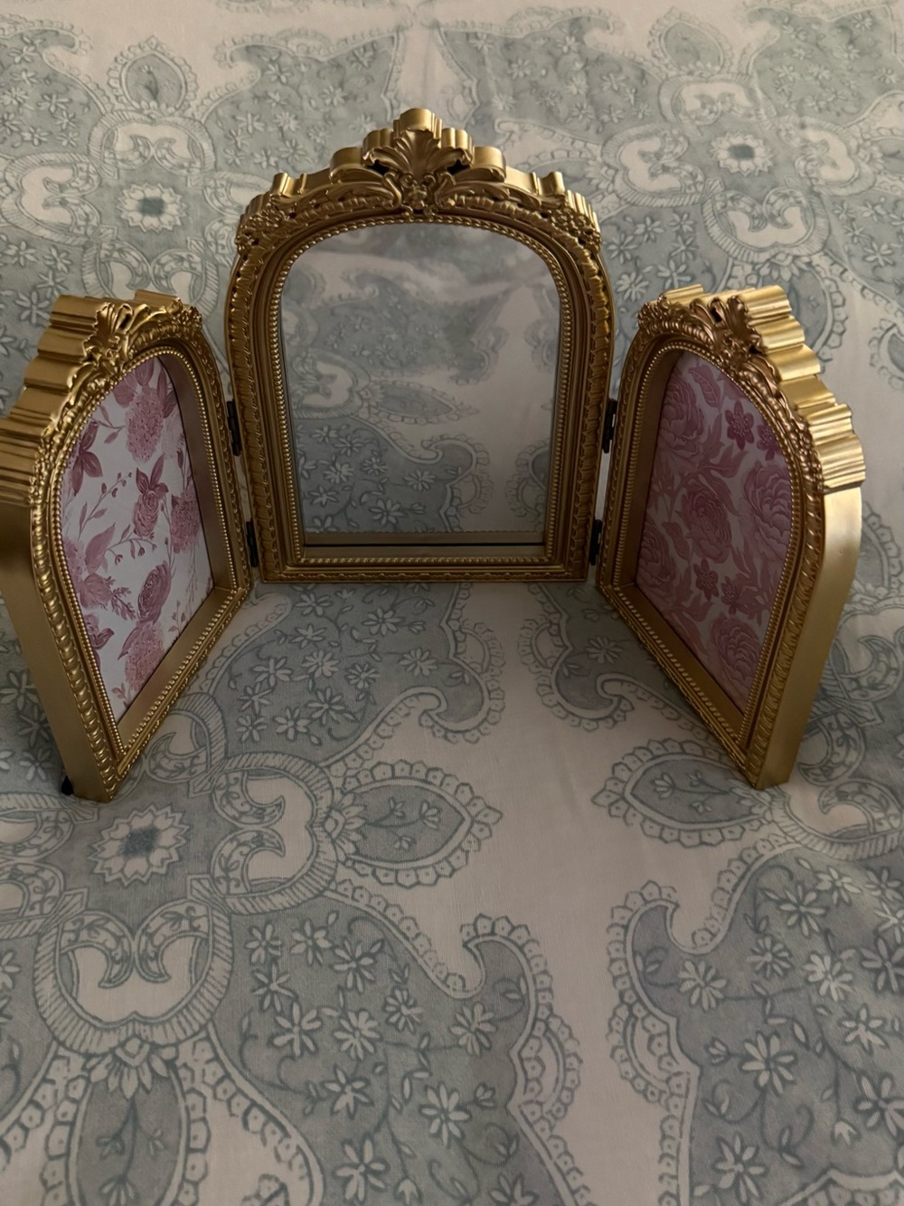 Ornate Gold Tri-Panel Picture Frame by